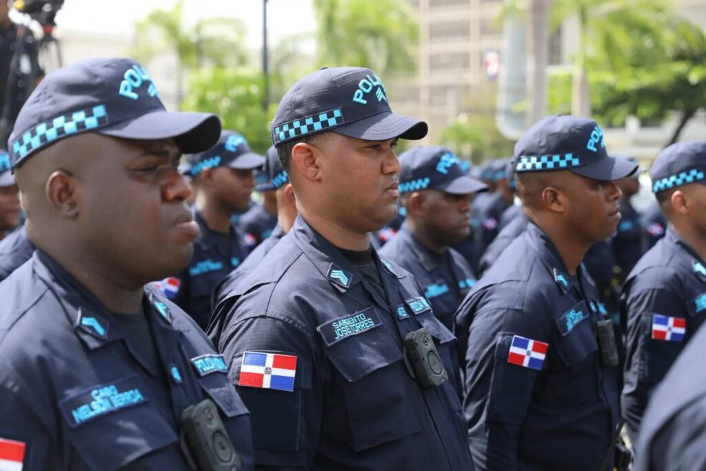 Dominican Republic Police Uniforms7