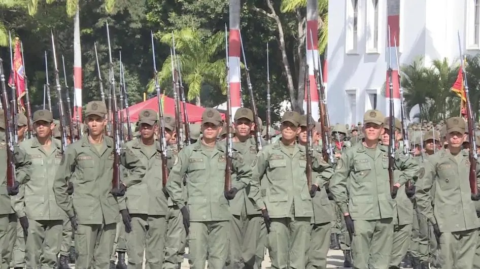 Inside Venezuela’s Military Uniforms11