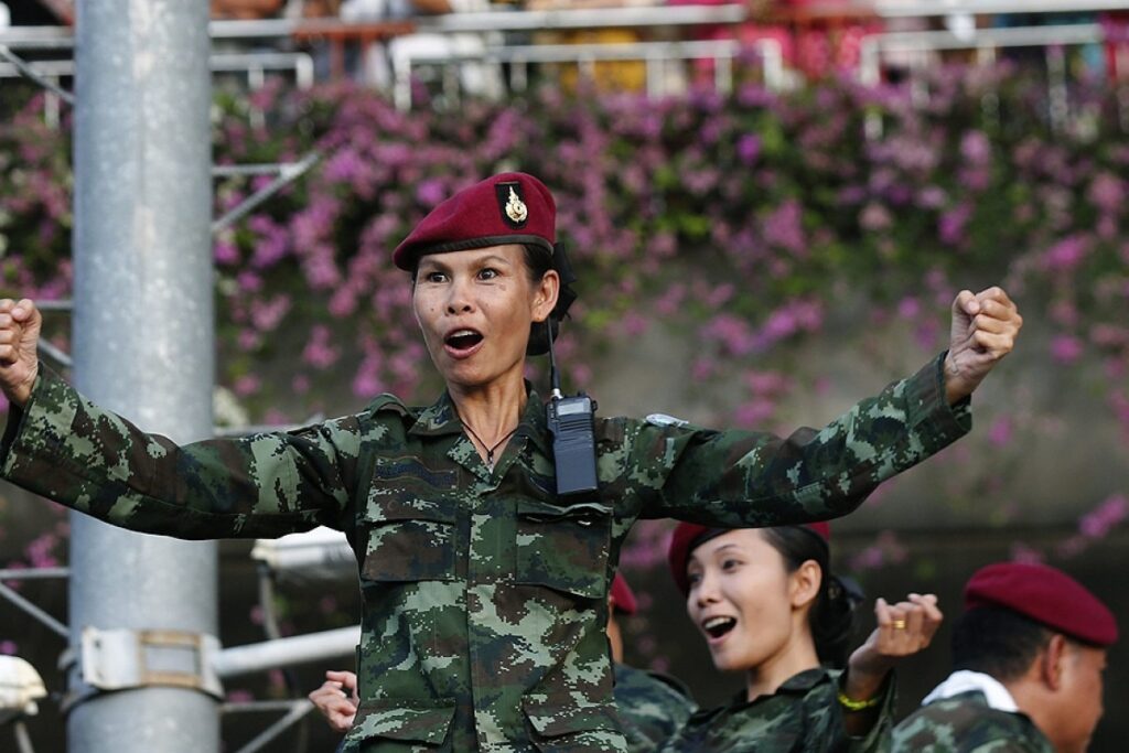 Military Uniforms of Thailand10