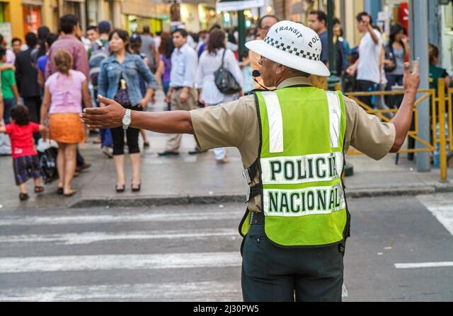 Understanding Peru’s Police Uniforms7