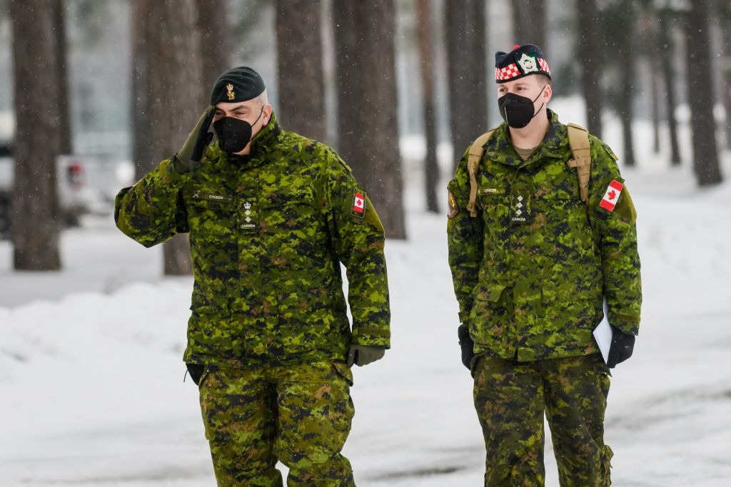 What Do Canadian Military Uniforms Look Like14