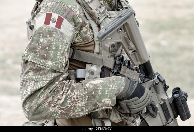 What Do Peruvian Military Uniforms Look Like4
