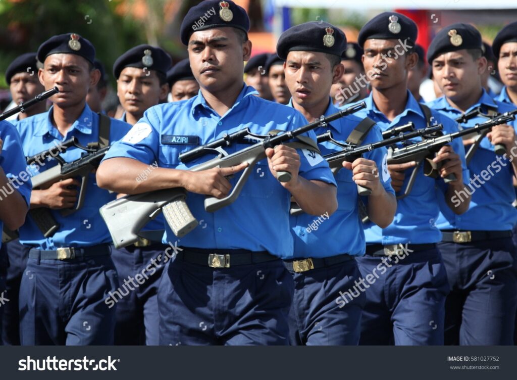 Malaysian Police Uniforms9