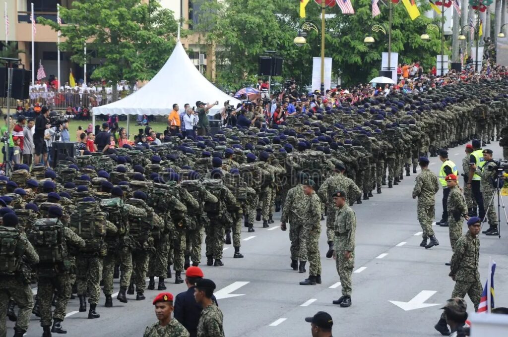 modern Military Uniforms of Malaysia 4