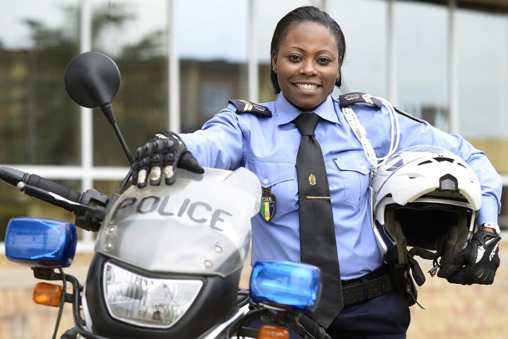 Gabonese police uniform2