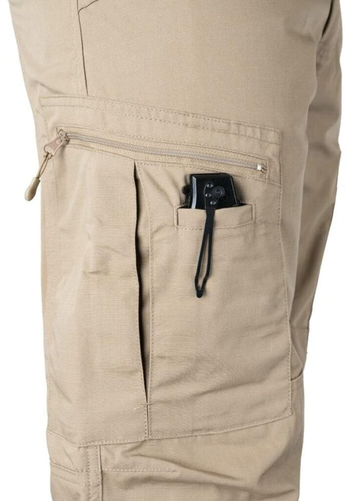 Multi-Pocket Tactical Pants Improve Gear Organization 1