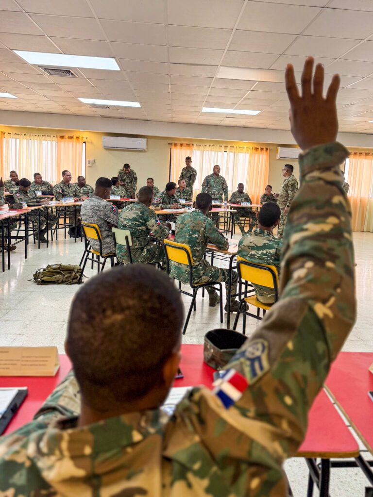 Military Uniforms of the Dominican Republic4