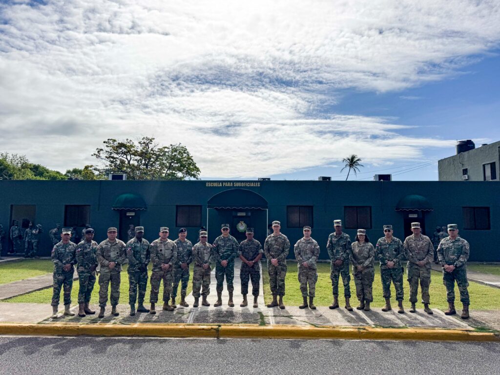 Military Uniforms of the Dominican Republic5