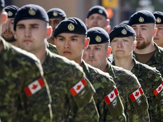 What Do Canadian Military Uniforms Look Like20